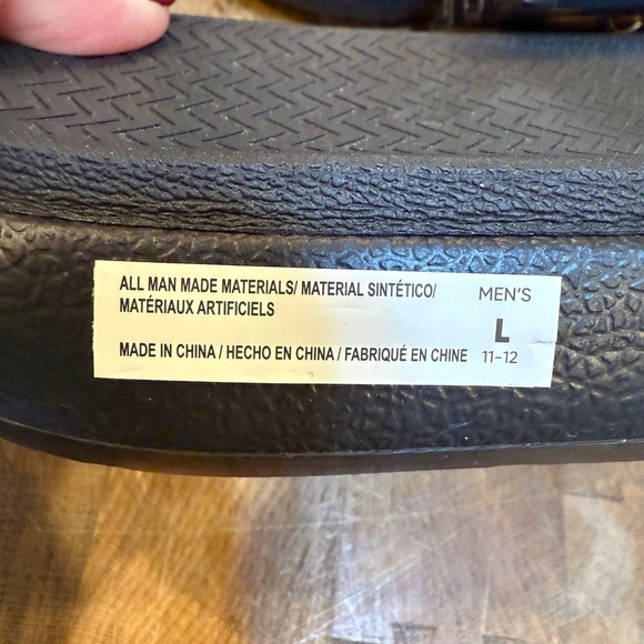Oregon Ducks Men’s Sz 11/12 Slide Sandals Slip On Green and Black Brand New main image 15